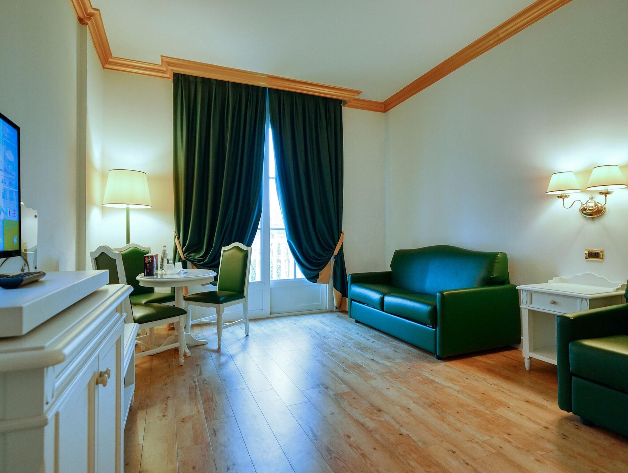 Gardaland Hotel